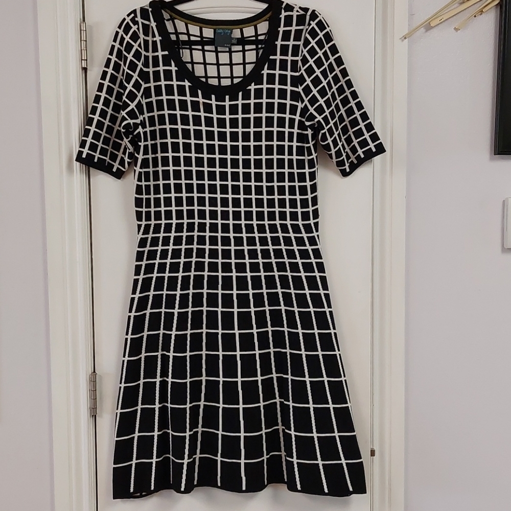 Black and white dress